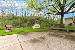 245 Clover Dr, Monroeville, PA 15146 - Photo 26