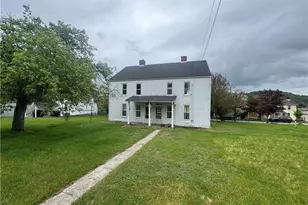 333 Penn Ave, Leechburg Boro, PA 15656 - Photo 2