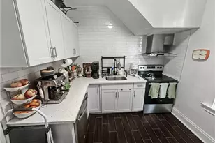 4052 Vinceton St, Observatory Hill, PA 15214 - Photo 14