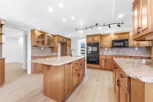 102 Peasant Village Ln, Belle Vernon, PA 15012 - Photo 20