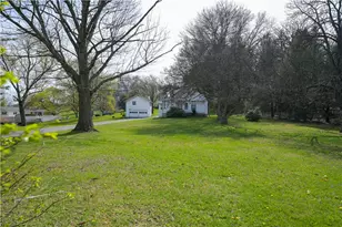 2635 Darlington Rd, Chippewa Township, PA 15010 - Photo 4