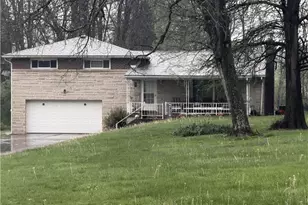 214 South Pike, Buffalo Township, PA 16055 - Photo 2