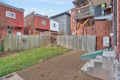 3219 Kennett Sq, Pittsburgh, PA 15213 - Photo 32