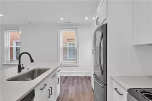 3219 Kennett Sq, Pittsburgh, PA 15213 - Photo 18