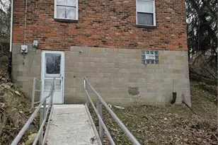 809 Hillgrove, Beechview, PA 15216 - Photo 2