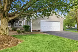 6 Golfwood Dr, Hermitage, PA 16148 - Photo 1