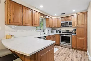 447 Saratoga Dr, Pittsburgh, PA 15236 - Photo 26