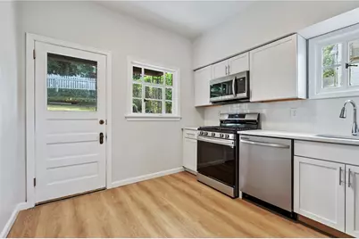 306 Marie Ave, Pittsburgh, PA 15202 - Photo 8