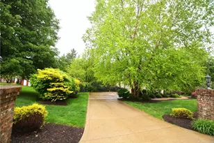 1054 Rimrock Rd, Greensburg, PA 15601 - Photo 4