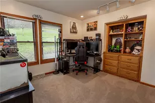 512 Argonne Blvd, Ellwood City, PA 16117 - Photo 32