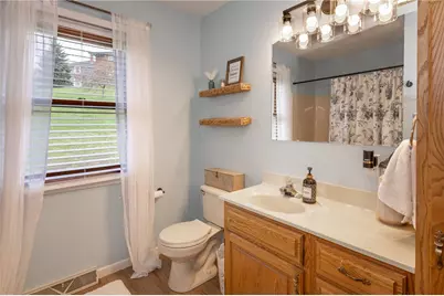 512 Argonne Blvd, Ellwood City, PA 16117 - Photo 34