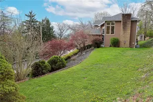 512 Argonne Blvd, Ellwood City, PA 16117 - Photo 2