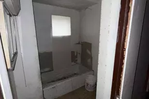 419 Prospect Ave, Donora, PA 15033 - Photo 10