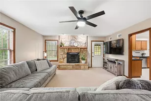 143 W Cruikshank Rd, Middlesex Township, PA 16002 - Photo 12