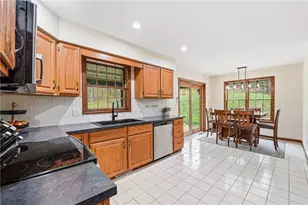143 W Cruikshank Rd, Middlesex Township, PA 16002 - Photo 12