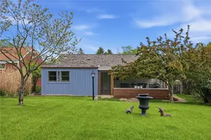 3348 Sycamore Dr, Pittsburgh, PA 15234 - Photo 32