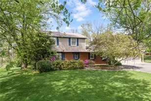 6142 Penn Dr, Penn Township, PA 16002 - Photo 2