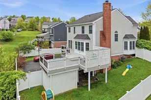 1007 Fieldstone Dr, Cecil, PA 15317 - Photo 46