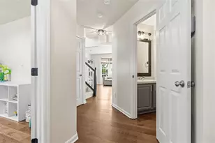 1007 Fieldstone Dr, Cecil, PA 15317 - Photo 20