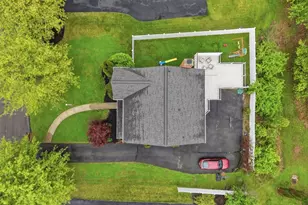 1007 Fieldstone Dr, Cecil, PA 15317 - Photo 48