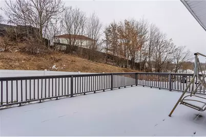 123 Stratford Ct, New Stanton, PA 15672 - Photo 14