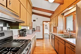 24 Swallow Hill Rd, Carnegie, PA 15106 - Photo 10