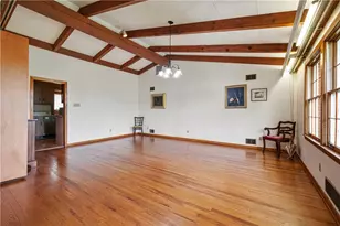 24 Swallow Hill Rd, Carnegie, PA 15106 - Photo 6