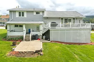 216 S 12th St, Connellsville, PA 15425 - Photo 4