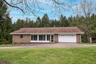 353 Thompson Hill Rd, Independence, PA 15001 - Photo 2