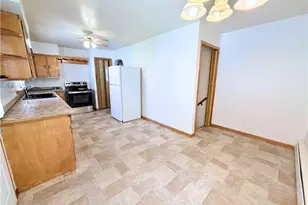 309 Woodland Ave, Grove City Boro, PA 16127 - Photo 8