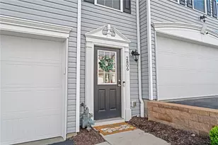 2806 Canterbury Dr, Imperial, PA 15126 - Photo 2