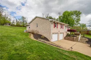 538 Old Hickory Ridge Rd, Chartiers, PA 15301 - Photo 4