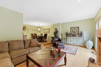 1419 Towne Square Dr, Pittsburgh, PA 15101 - Photo 4