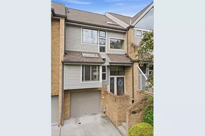 1419 Towne Square Dr, Pittsburgh, PA 15101 - Photo 2