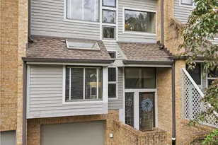 1419 Towne Square Dr, Pittsburgh, PA 15101 - Photo 2