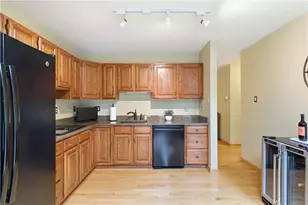 1419 Towne Square Dr, Pittsburgh, PA 15101 - Photo 12