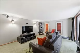1419 Towne Square Dr, Pittsburgh, PA 15101 - Photo 32