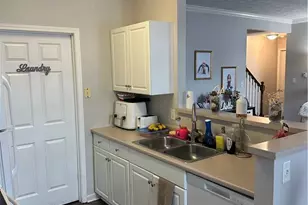 304 Sonie Dr, Ohio Township, PA 15143 - Photo 6