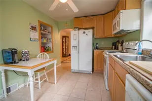 2276 Hill St, South Heights, PA 15081 - Photo 8