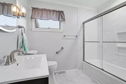 102 Kemper Rd, Twp of But SE, PA 16002 - Photo 24