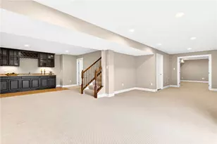 813 Balmoral Ct, Moon/Crescent Twp, PA 15108 - Photo 38