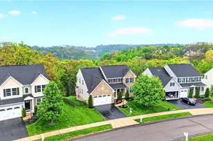 813 Balmoral Ct, Moon/Crescent Twp, PA 15108 - Photo 50