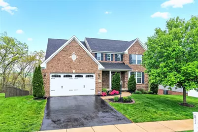 813 Balmoral Ct, Moon/Crescent Twp, PA 15108 - Photo 1