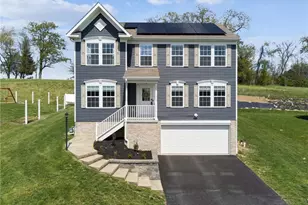 18 Equestrian Dr, Findlay Township, PA 15126 - Photo 1