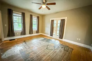 805 E Brady St, Butler, PA 16001 - Photo 8