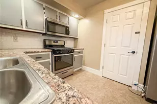805 E Brady St, Butler, PA 16001 - Photo 18