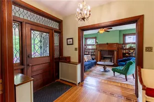 5901 Hampton St, Pittsburgh, PA 15206 - Photo 2