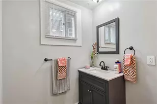 15 Wilkins Rd, Pittsburgh, PA 15221 - Photo 16