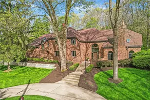 609 Lincoln Rd, Bradford Woods, PA 15015 - Photo 2