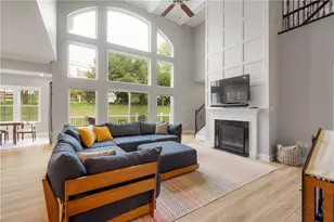 1197 Brook View Ct, Pittsburgh, PA 15237 - Photo 2
